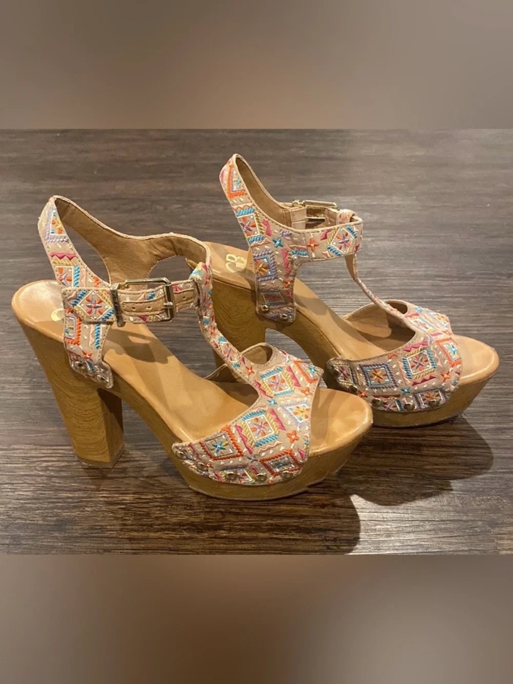 Gianni Bini Multicolor Embroidered Platform Sandals